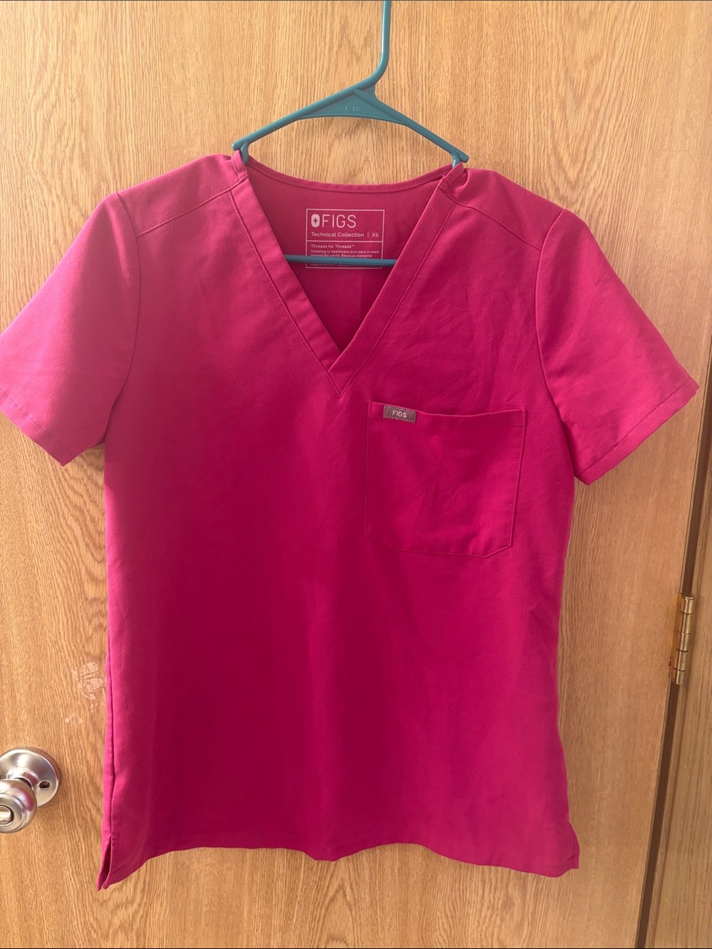 FIGS Women's Short-Sleeve V-Neck Scrub Top in Berry Pink